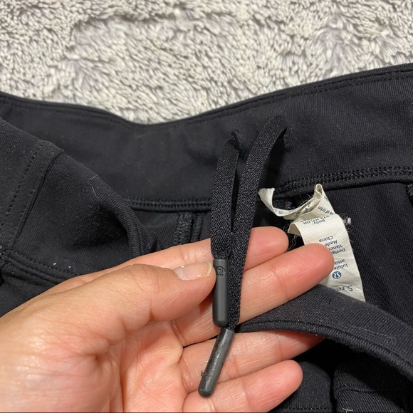 Lululemon Men's Sweatpants - Picture 6 of 11